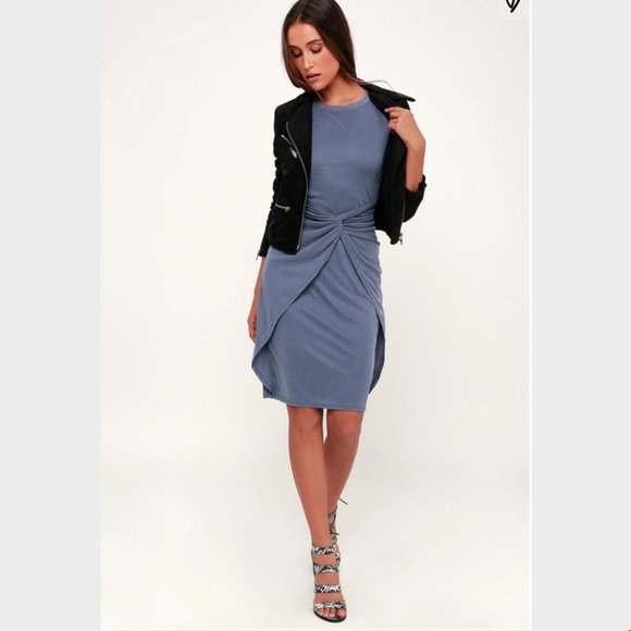 Knotty But Nice Blue Ribbed Twist-Front Dress - Picture 4 of 7